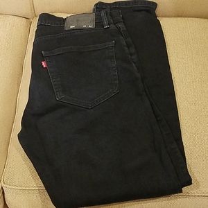Navy Levi's 502 jeans